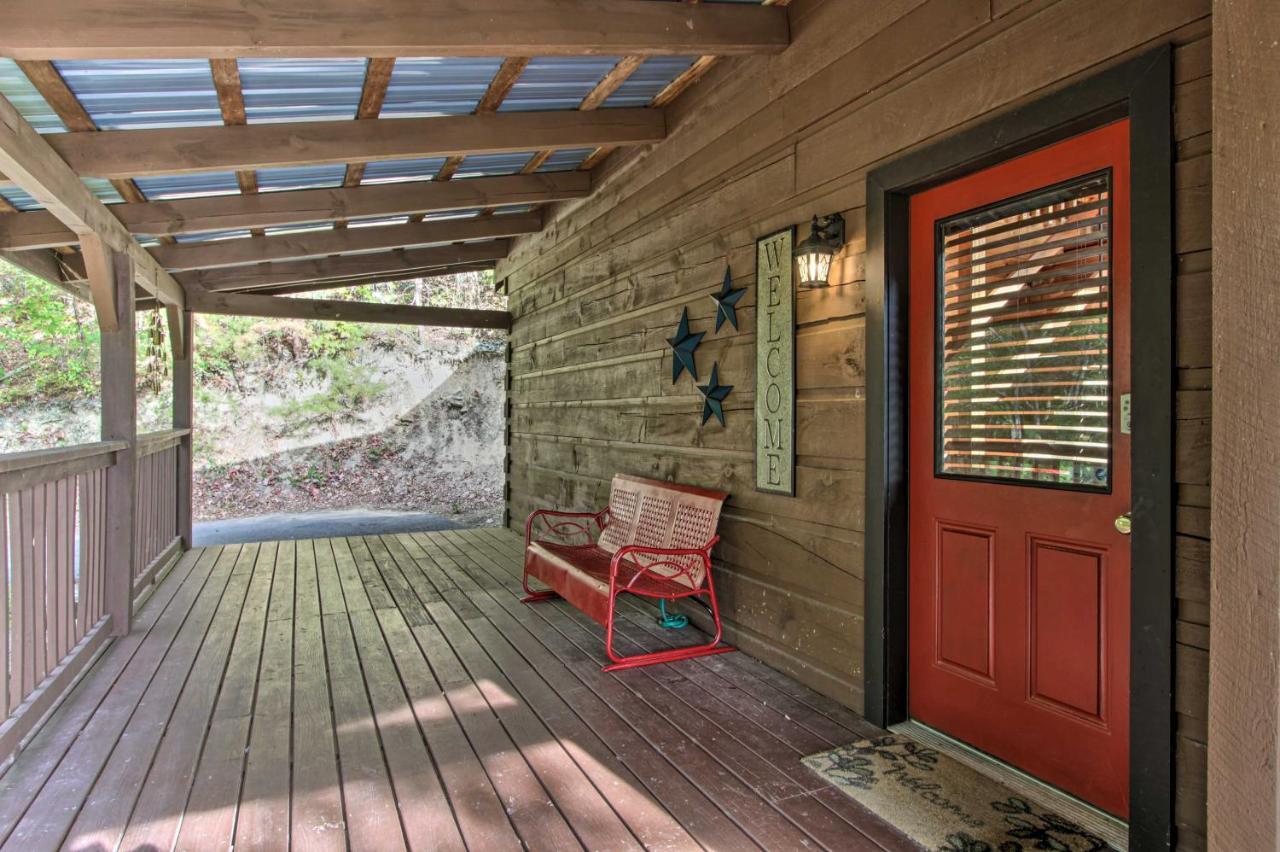 Pigeon Forge Scenic Solitude With Private Hot Tub! Bagian luar foto