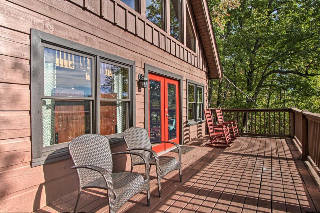 Pigeon Forge Scenic Solitude With Private Hot Tub! Bagian luar foto