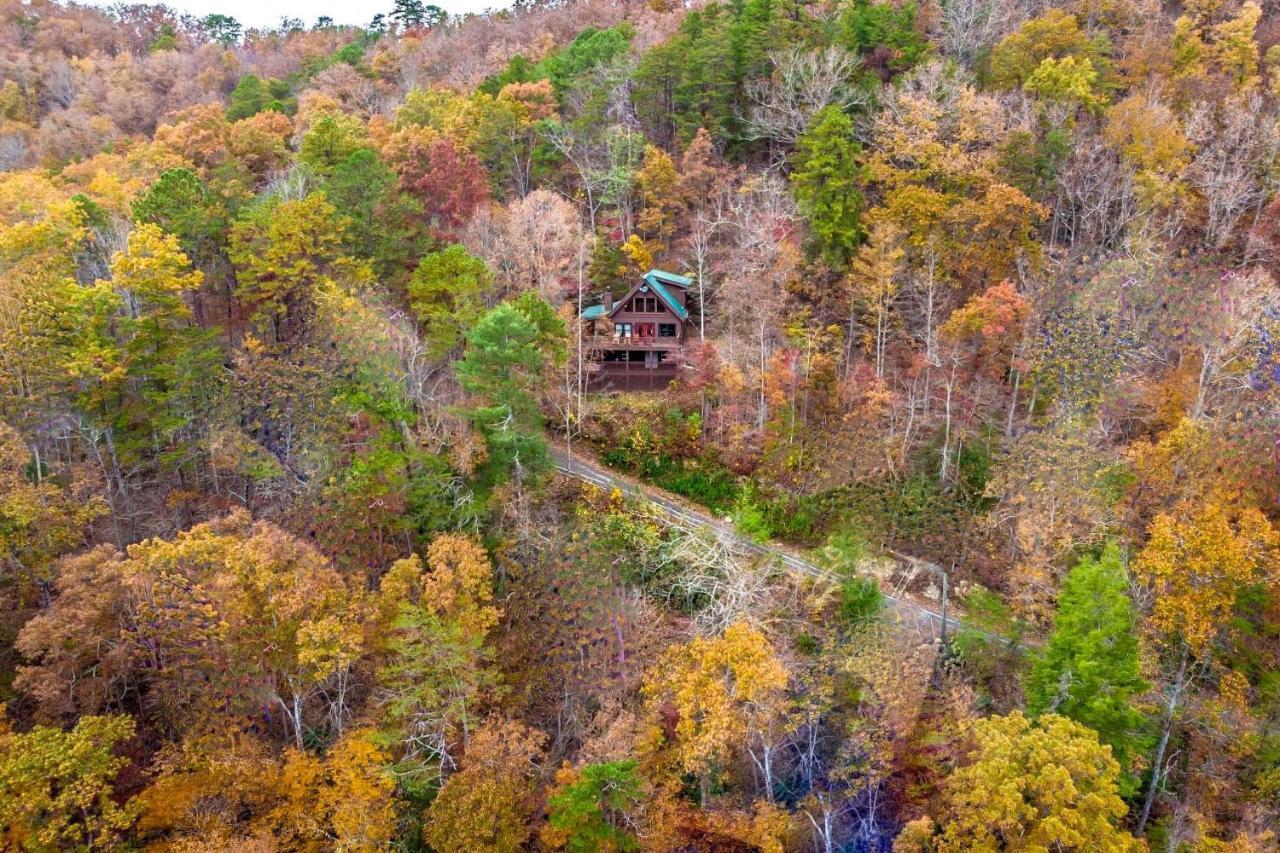 Pigeon Forge Scenic Solitude With Private Hot Tub! Bagian luar foto